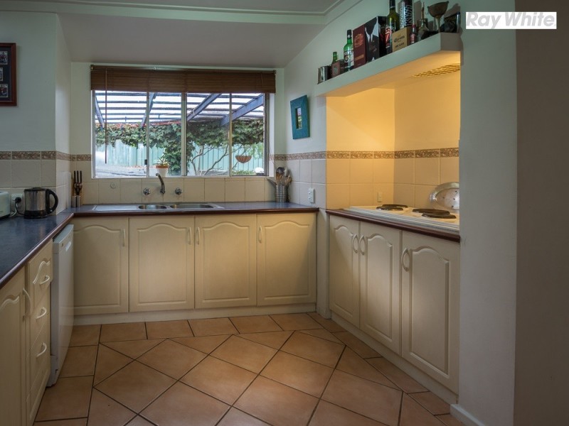11 Coolabah Drive, Mount Nasura WA 6112