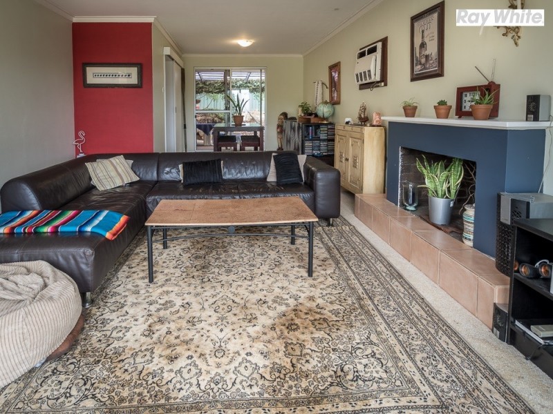 11 Coolabah Drive, Mount Nasura WA 6112