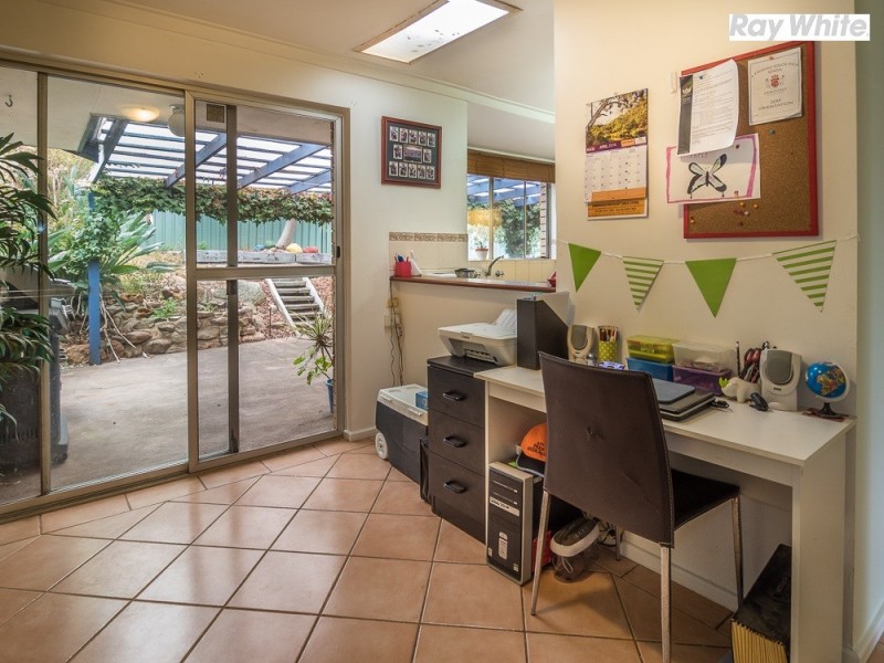11 Coolabah Drive, Mount Nasura WA 6112