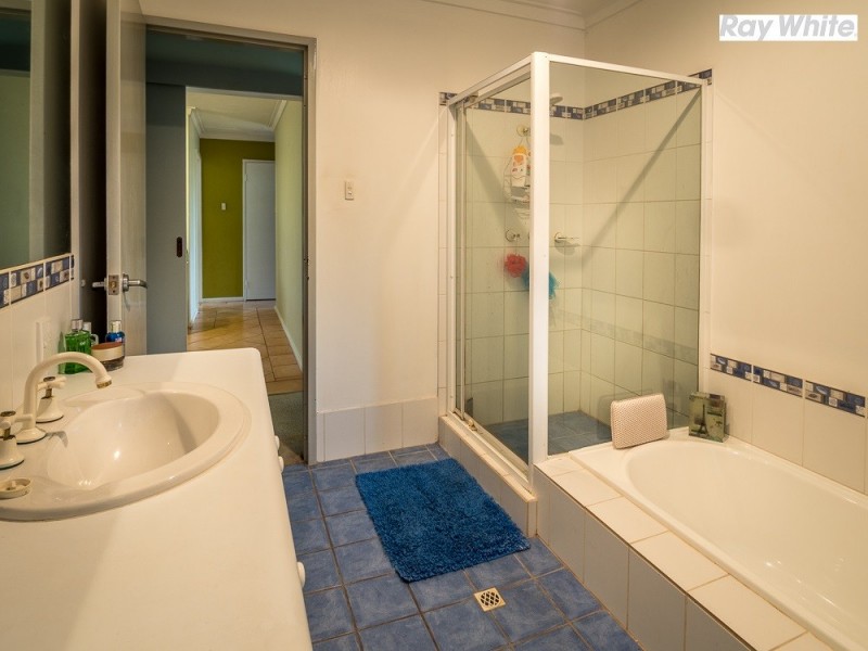 11 Coolabah Drive, Mount Nasura WA 6112