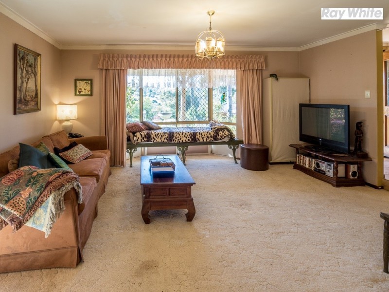 27 Onyx Road, Mount Richon WA 6112