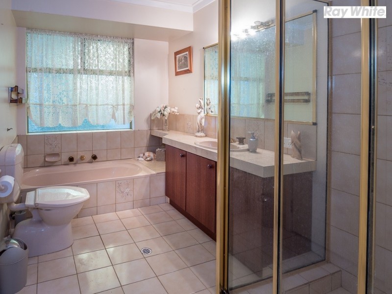 27 Onyx Road, Mount Richon WA 6112