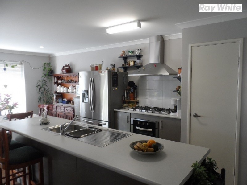 4 Podger Way, Brookdale WA 6112