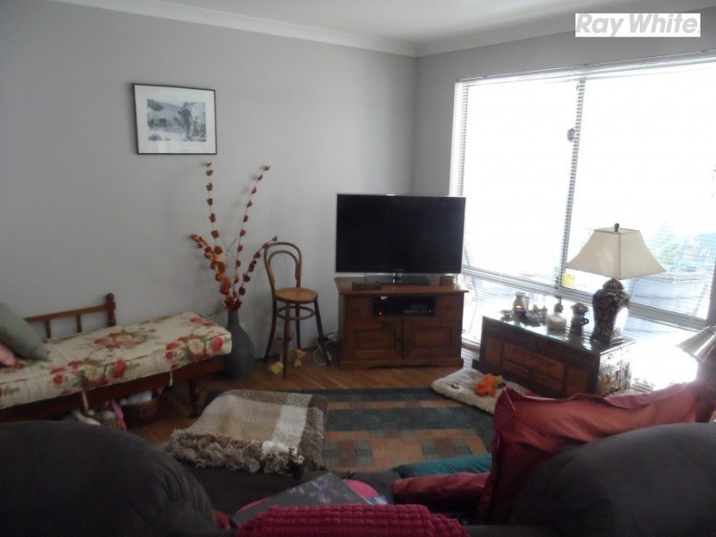 4 Podger Way, Brookdale WA 6112