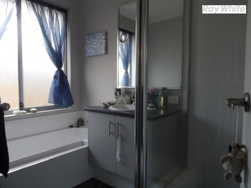 4 Podger Way, Brookdale WA 6112