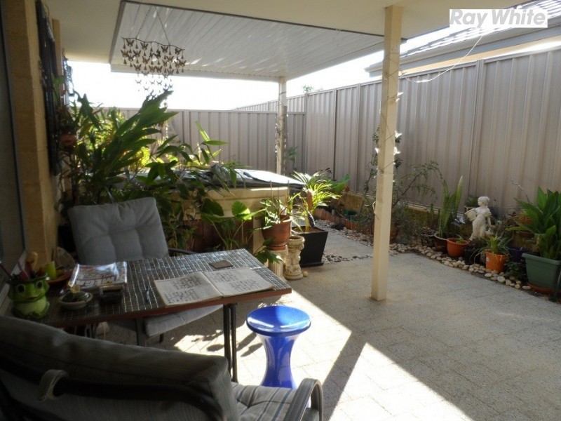 4 Podger Way, Brookdale WA 6112