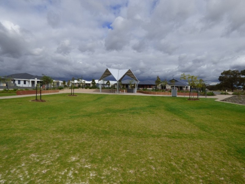 8 Cristonia Terrrace, Byford WA 6122