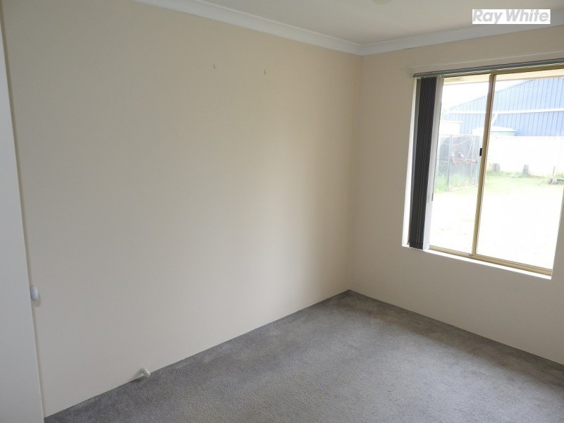 12 Bodicoat Drive, Brookdale WA 6112