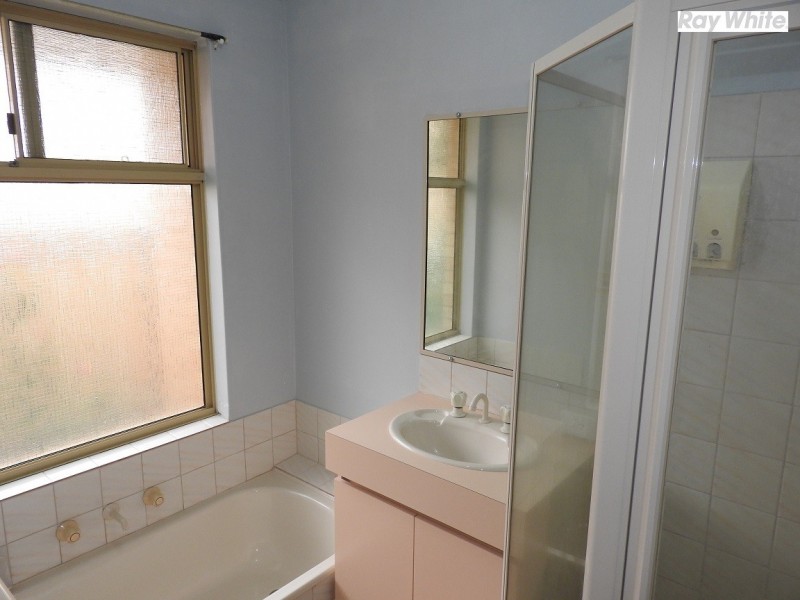 12 Bodicoat Drive, Brookdale WA 6112