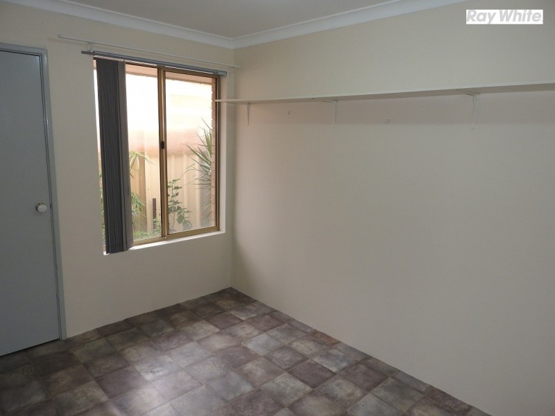 12 Bodicoat Drive, Brookdale WA 6112