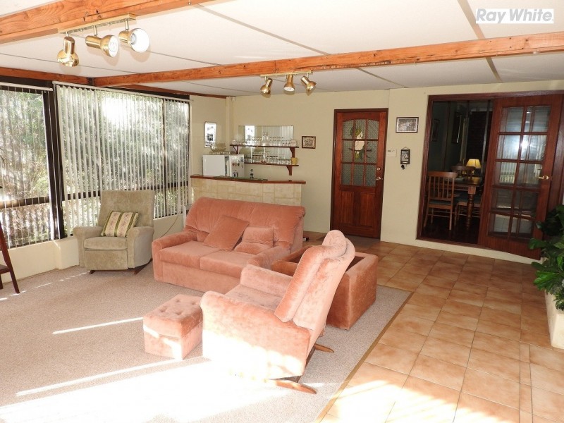 5 Whittington Street, Mount Nasura WA 6112