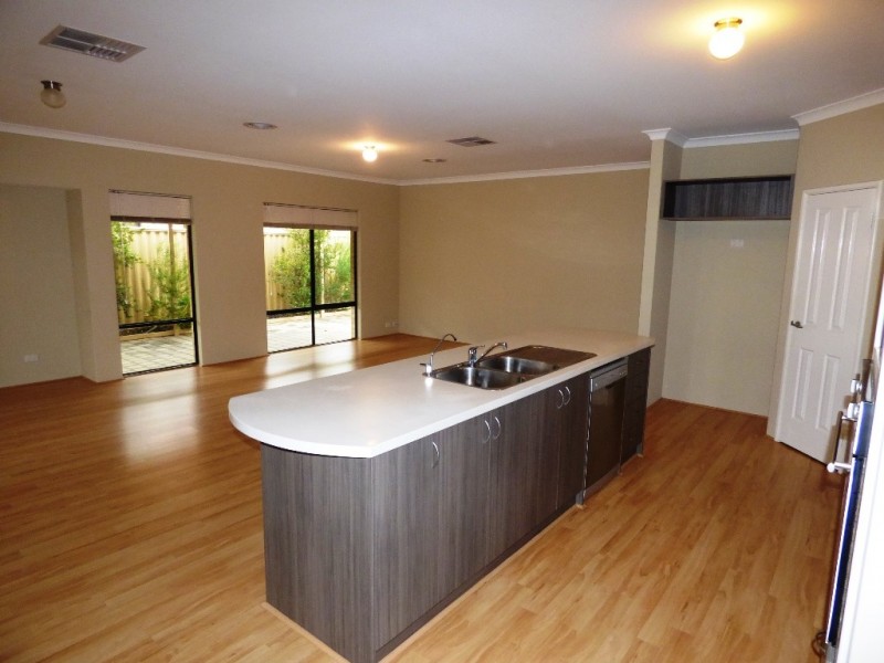 64 Kardan Boulevard, Byford WA 6122