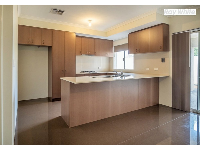 26 Kerrison Parade, Seville Grove WA 6112