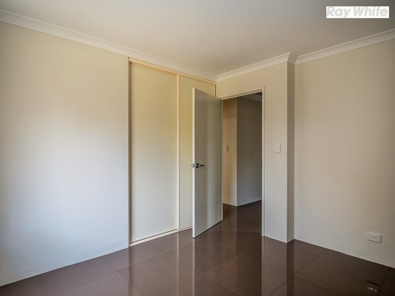 26 Kerrison Parade, Seville Grove WA 6112