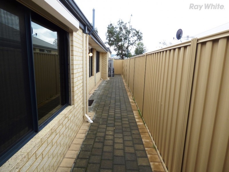 64 Kardan Boulevard, Byford WA 6122