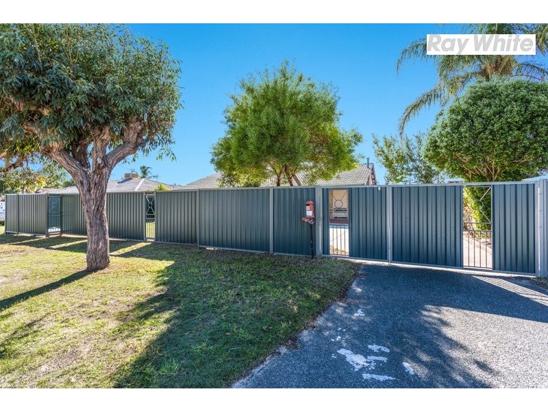 16 Elanora Road, Armadale WA 6112