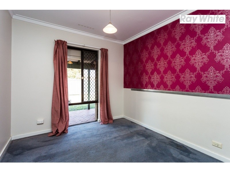 16 Elanora Road, Armadale WA 6112