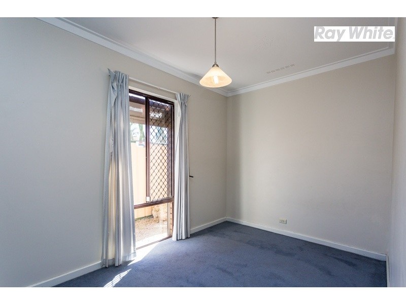 16 Elanora Road, Armadale WA 6112