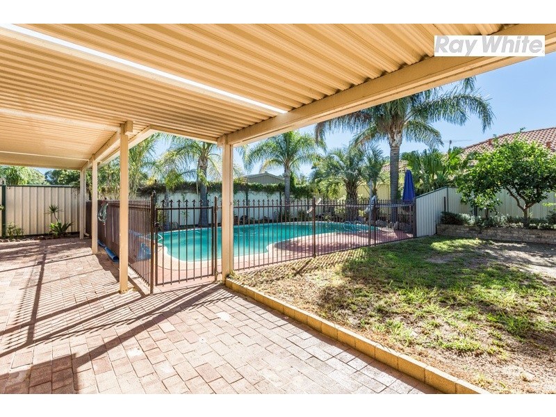 16 Elanora Road, Armadale WA 6112