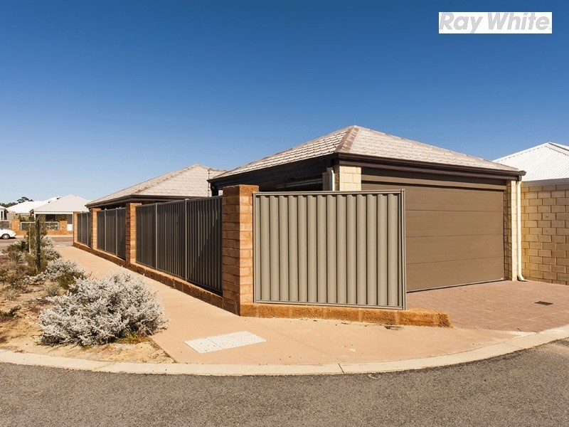 63 Veterans Drive, Byford WA 6122
