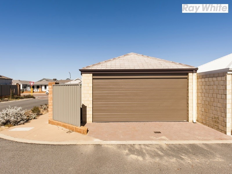 63 Veterans Drive, Byford WA 6122