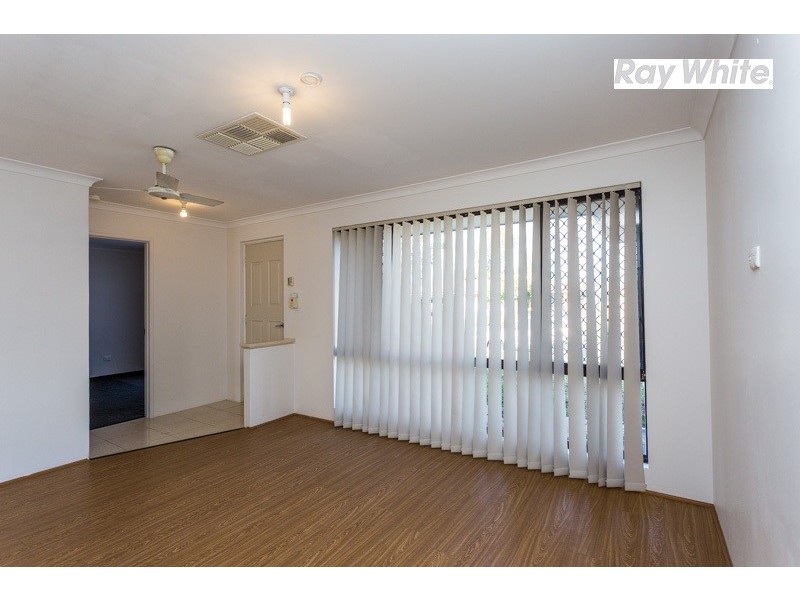 18 Candish Grove, Seville Grove WA 6112