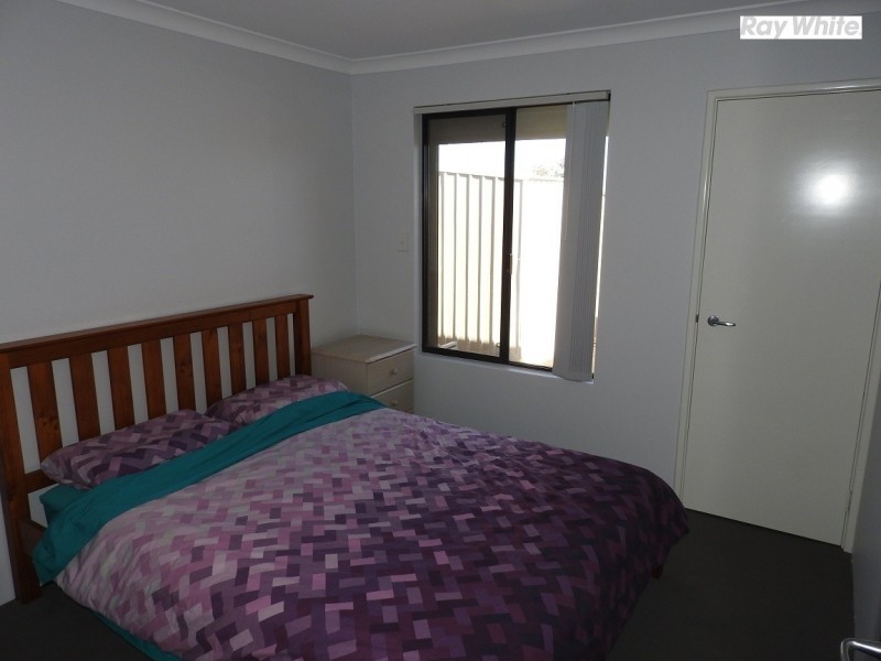 17 Jeffrey Loop, Brookdale WA 6112