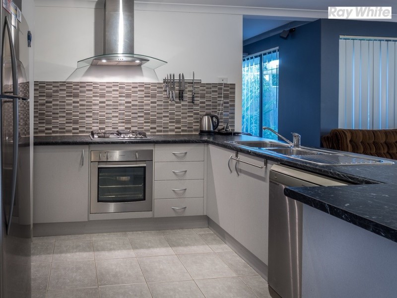 35 Ralphs Street, Seville Grove WA 6112