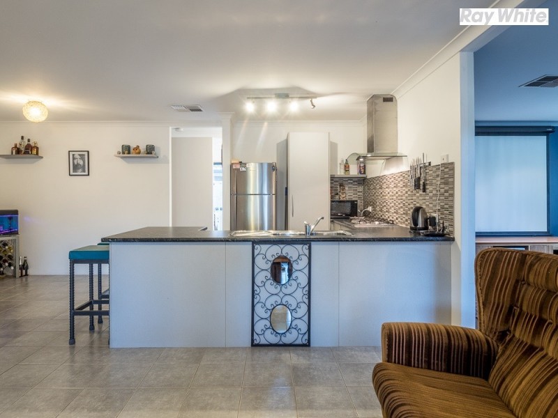 35 Ralphs Street, Seville Grove WA 6112