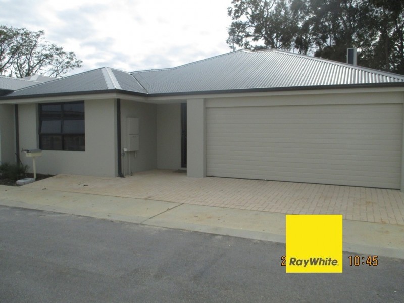 12/99 Lowanna Way, Armadale WA 6112