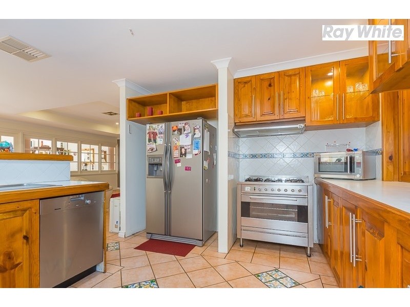 13 Billabong Way, Mount Nasura WA 6112