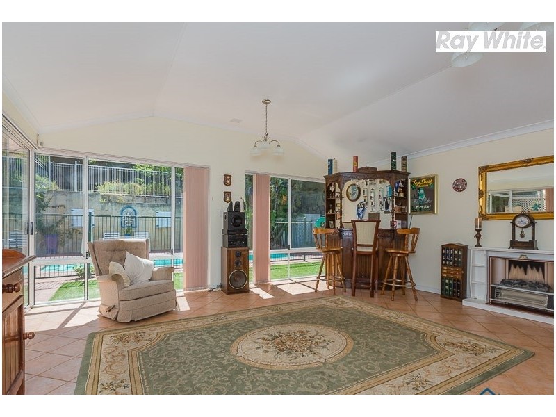 13 Billabong Way, Mount Nasura WA 6112