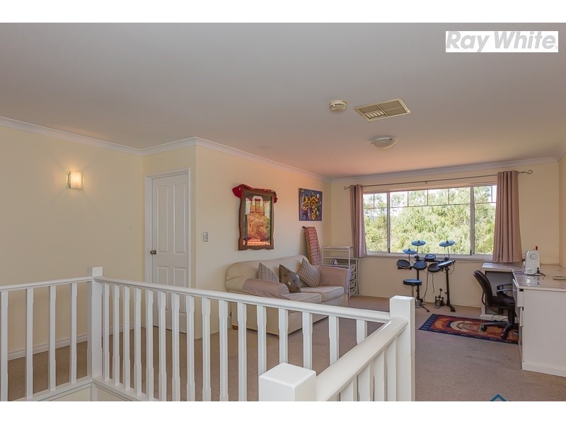 13 Billabong Way, Mount Nasura WA 6112