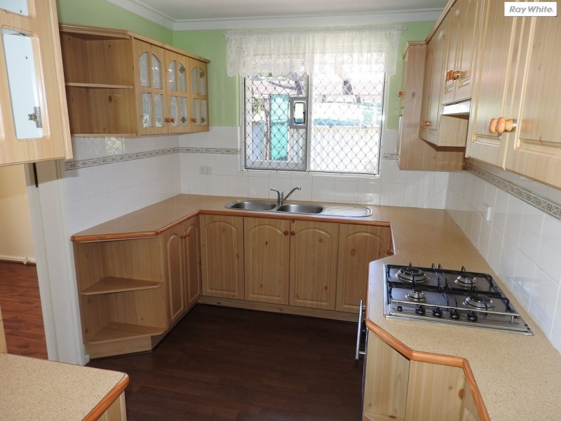 8 Stott Close, Armadale WA 6112