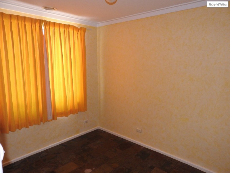 8 Stott Close, Armadale WA 6112