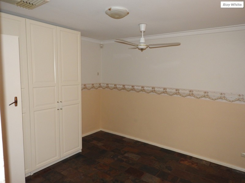 8 Stott Close, Armadale WA 6112