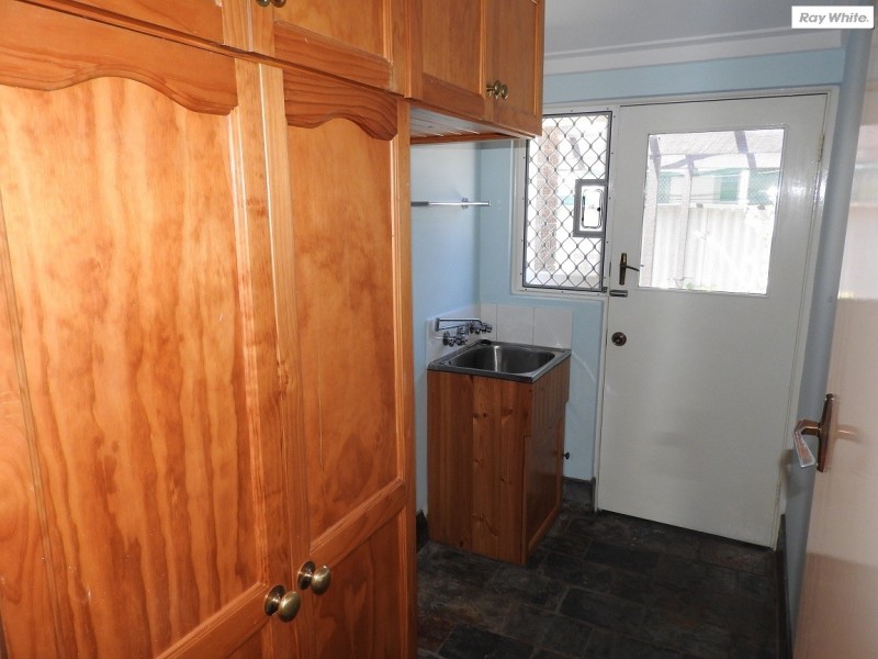 8 Stott Close, Armadale WA 6112