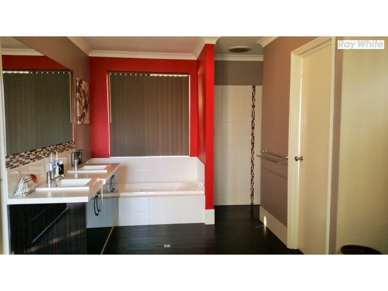 1 Hewett Street, Maddington WA 6109