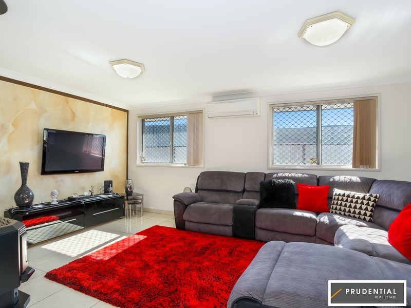 7 Monica Close, Lurnea NSW 2170