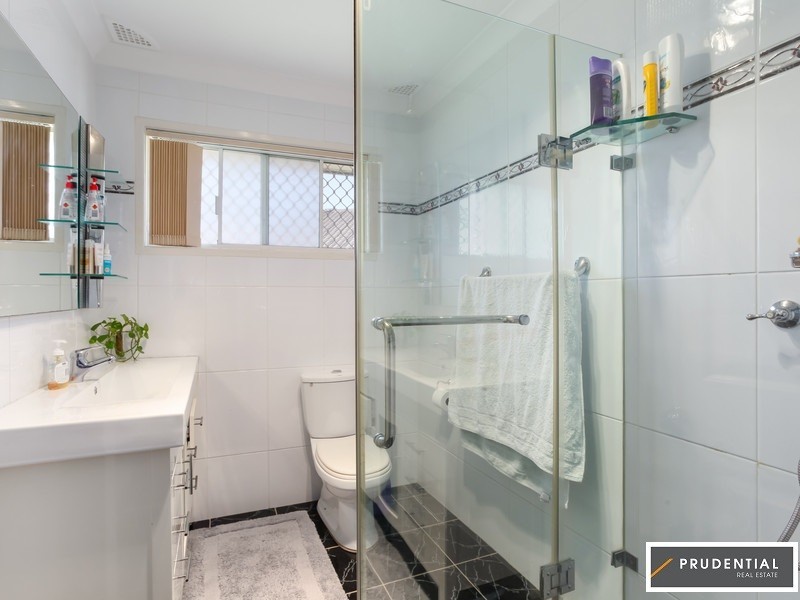 7 Monica Close, Lurnea NSW 2170