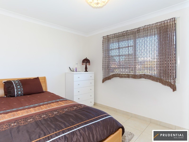 7 Monica Close, Lurnea NSW 2170