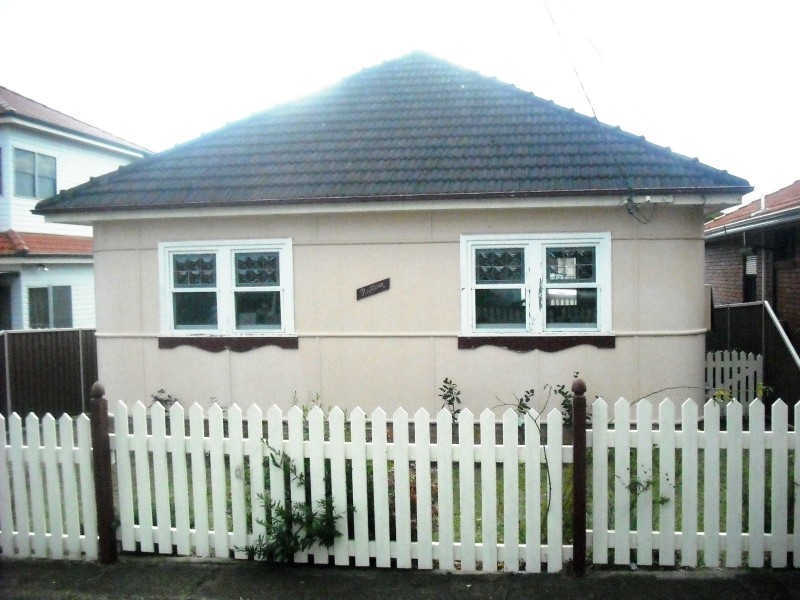 15 Eva Street, Roselands NSW 2196