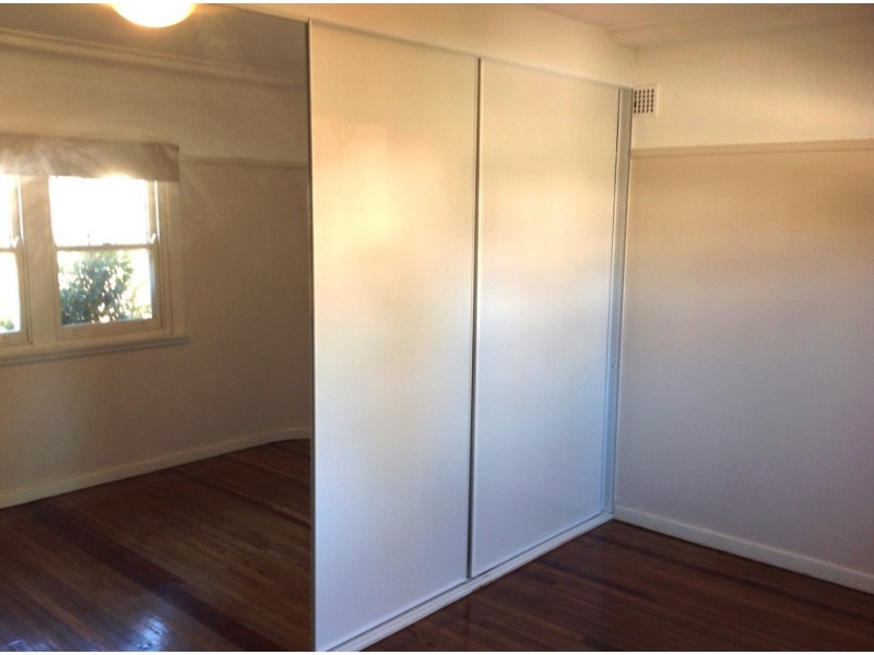 15 Eva Street, Roselands NSW 2196