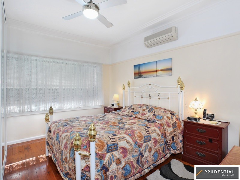 2 Amalfi Street, Lurnea NSW 2170