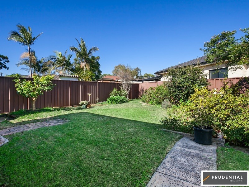 2 Amalfi Street, Lurnea NSW 2170