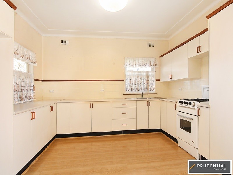 19 Coolaroo Crescent, Lurnea NSW 2170