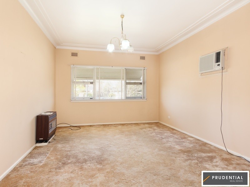 19 Coolaroo Crescent, Lurnea NSW 2170