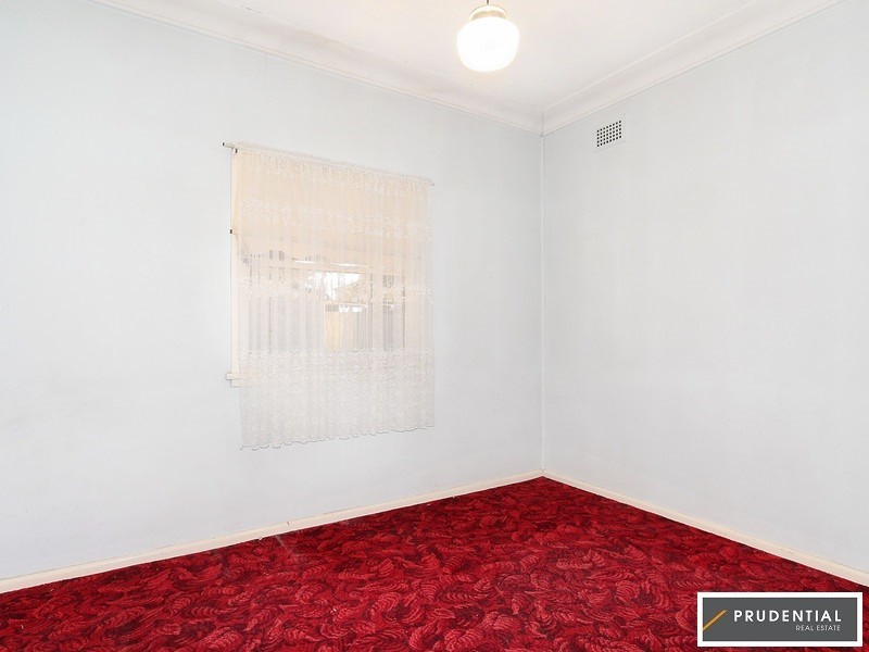 19 Coolaroo Crescent, Lurnea NSW 2170