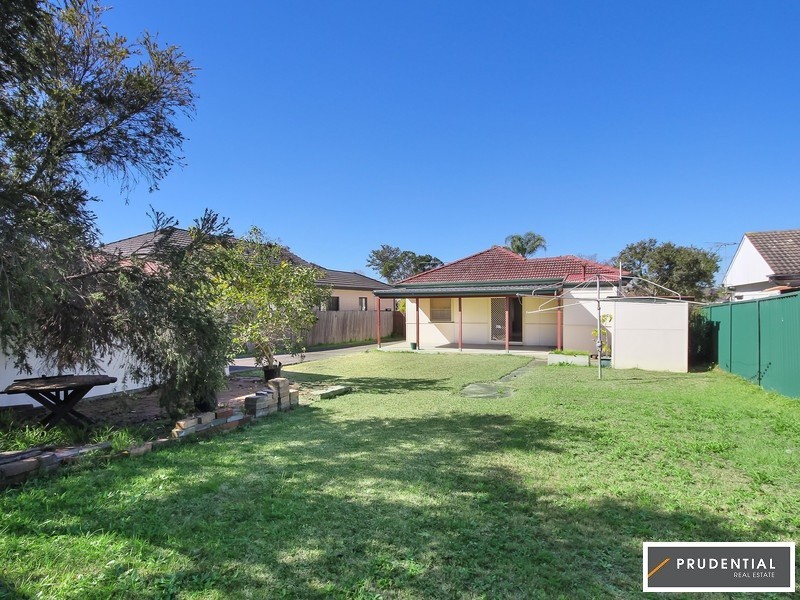 19 Coolaroo Crescent, Lurnea NSW 2170