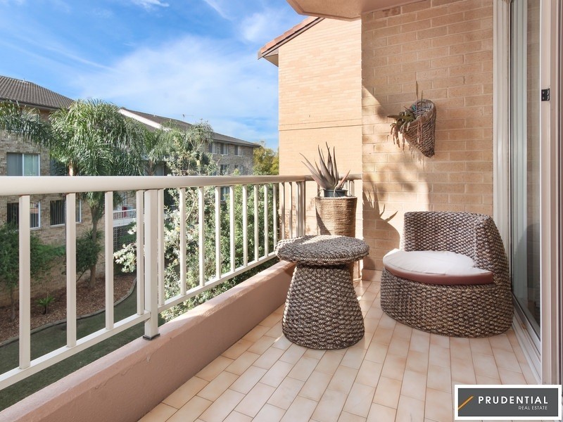 18/14 Frank Oliveri Drive, Chipping Norton NSW 2170